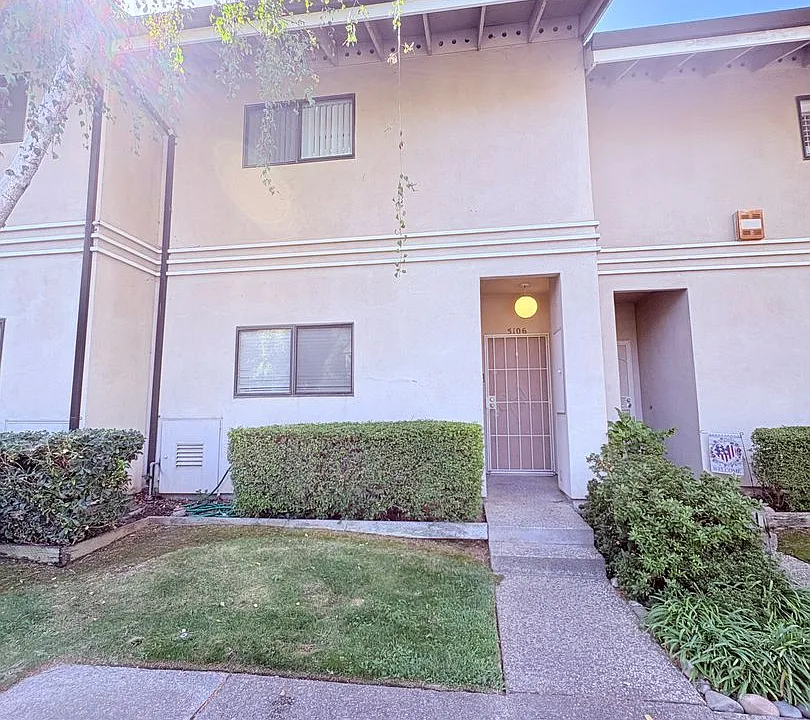 5106 Griffin Oaks Ln