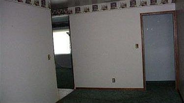 5th image of 3353 Olian Ave NW