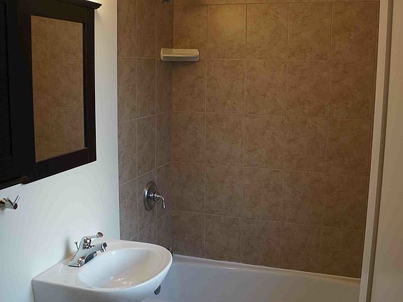 3rd image of 1407 W Highland Ave #1