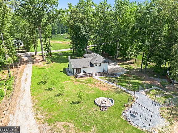 3rd image of 118 Raven Rd