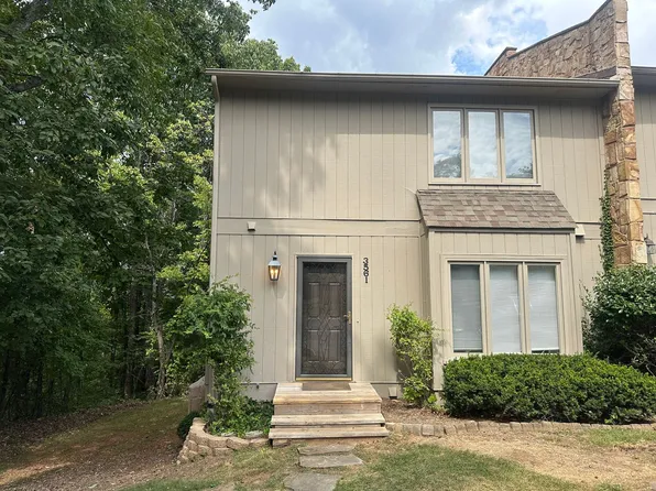 3561 Londonderry Ln, Roanoke, VA 24018