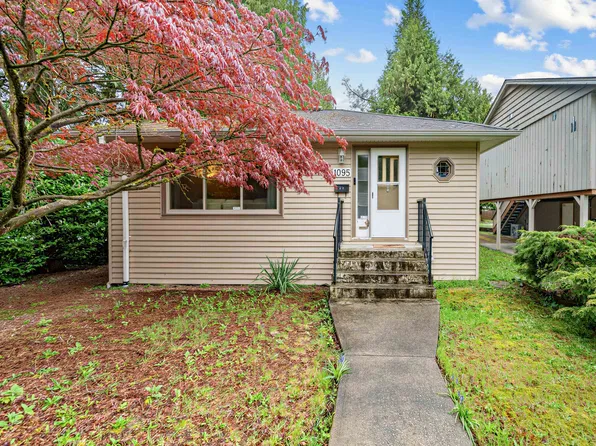 1095 E 29th St, North Vancouver, BC V7K 1C1