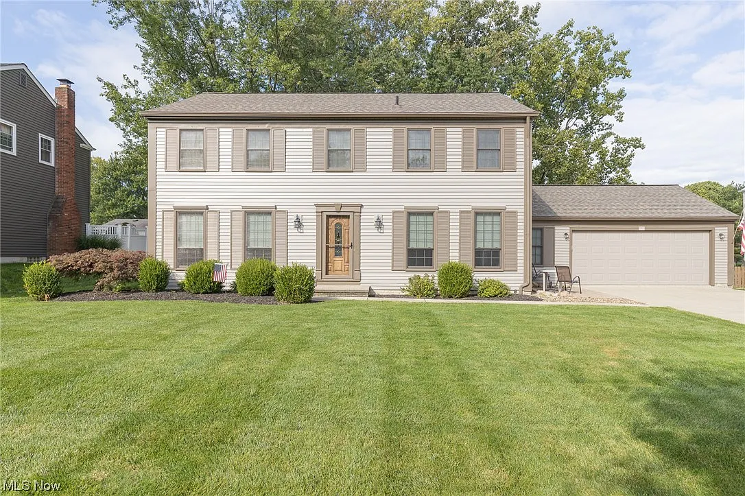 17021 Deer Path Dr photo 1