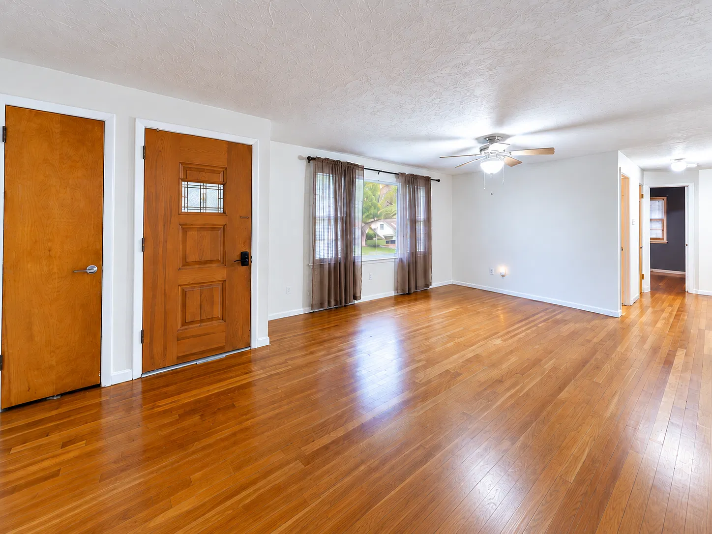 4 bed, 1748 sqft, $1,950 — Photo 4