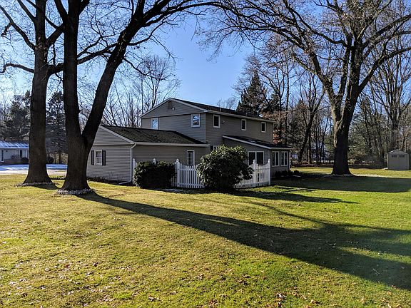 5th image of 1086 Brookwood Dr