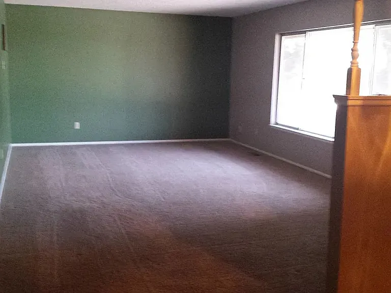 11586 S Smith Ave — Photo 3