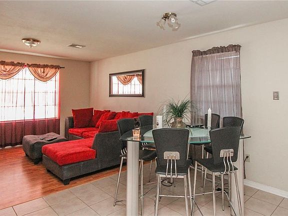 4th image of 8512-14 Deerfield Dr