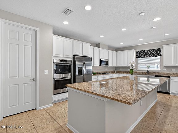 3rd image of 4739 GRACE FARMS Lane