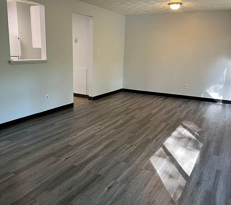 1st image of 1461-69 Hillcrest Dr #1467-43