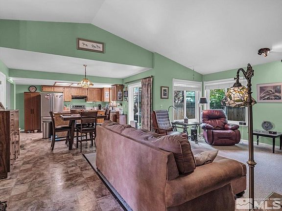 5th image of 1501 Canyon Ct