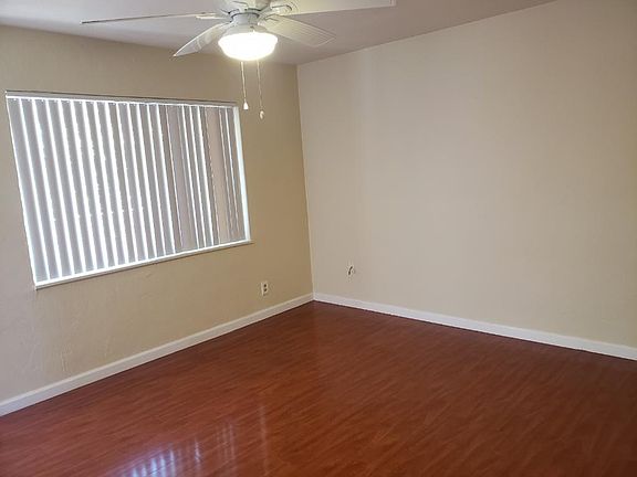 5th image of 225 E Taylor St APT 4
