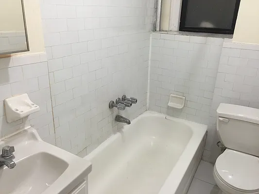 Rented by Uptown Flats LLC | media 5