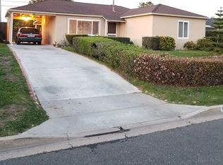 934 Congress St, Costa Mesa, CA 92627