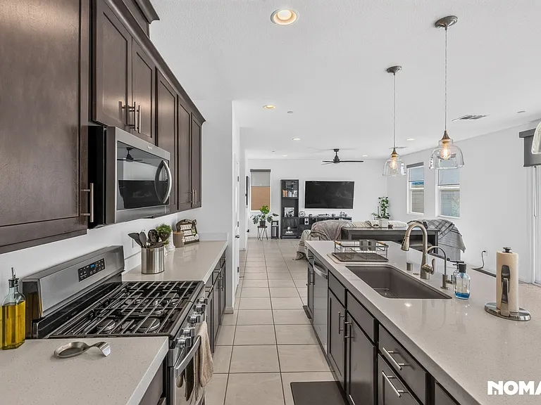1074 Page Park Ln — Photo 10