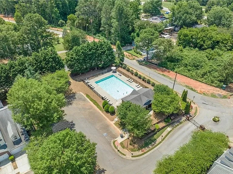 4202 Chatham Ridge Dr — Photo 29