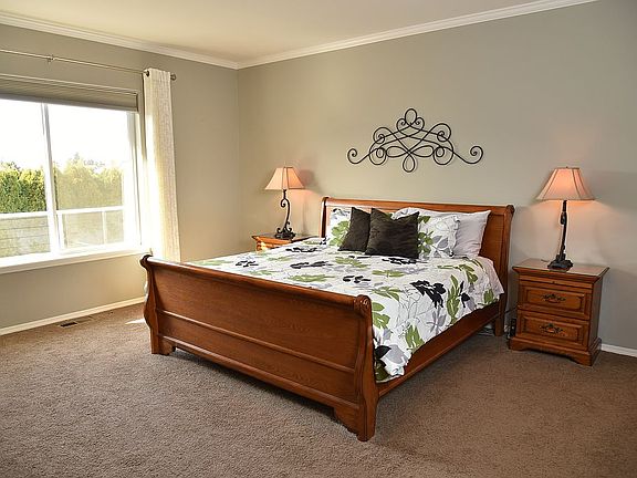 Master with King Bed