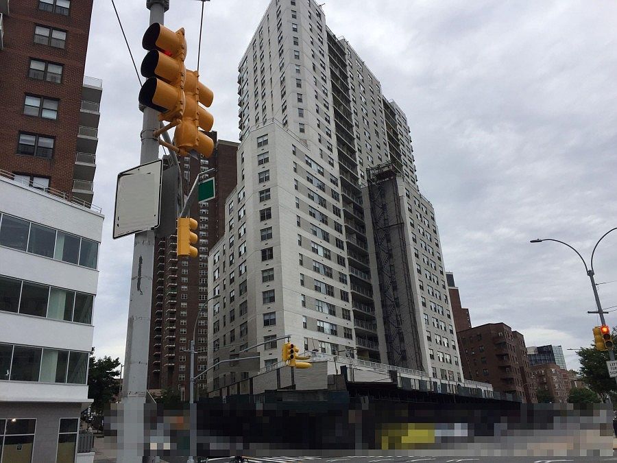 2nd image of 12510 Queens Blvd #414