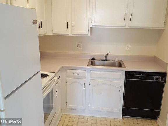 2nd image of 8641 Sacramento Dr Unit 3/8641D