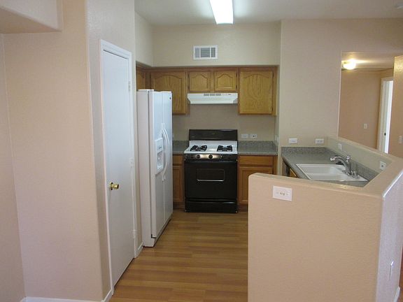 3rd image of 3400 Cabana Dr Unit 1082