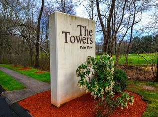 48 Putter Dr #S-603, Wallingford, CT 06492