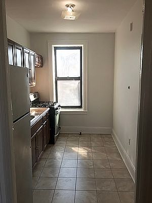 2nd image of 3090 35th St APT 3