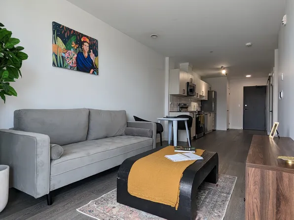 388 King St E, Kitchener, ON