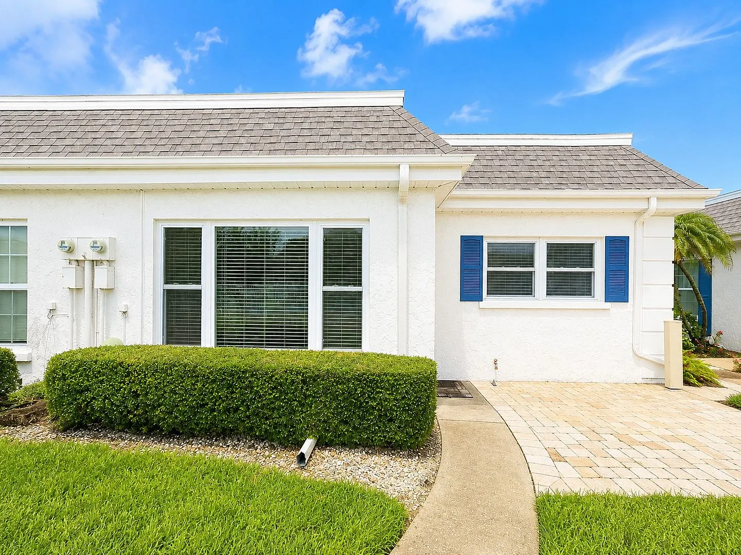 Annual Rental Turnkey-Furnished 55+ Florida Retreat In Casco Dorado! — Photo 2