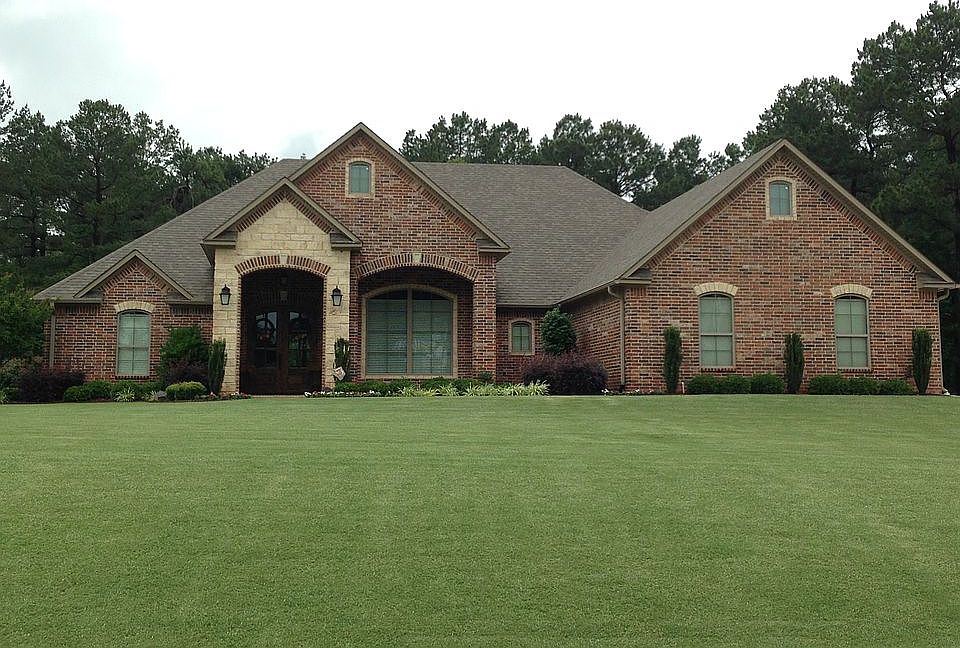 1st image of 8205 Noah Ave