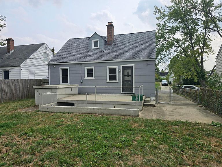 Listing photo 4