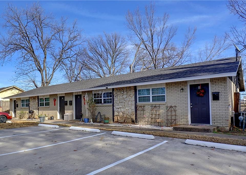 1st image of 211 Skyway Dr