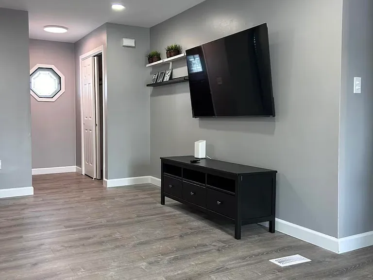 38 Edison St — Photo 10