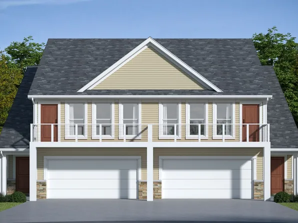 17557 Beechwood Ln, Spring Lake, MI 49456