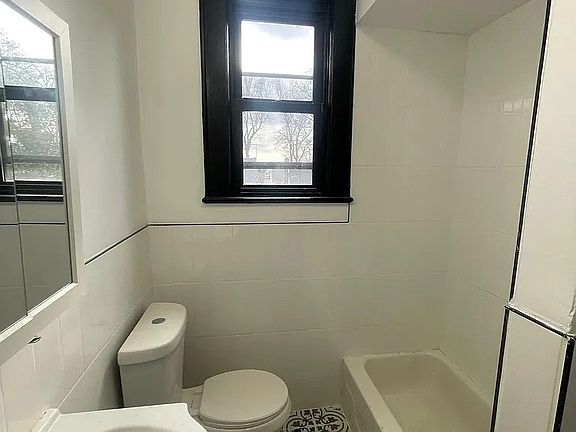 5th image of 76 Paine Ave APT 2