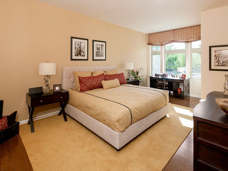 2nd image of 104 Riverview #204
