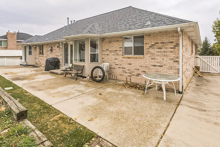 527 S Fort Dr — Photo 31