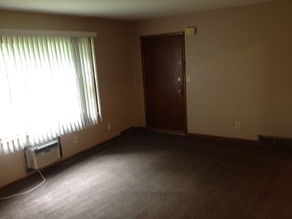 2nd image of 3221 Holiday Drive # Fl 1ST