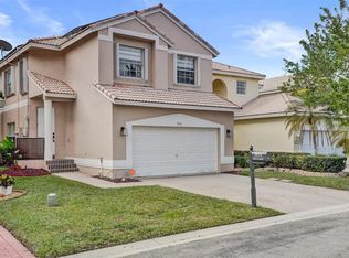 9814 NW 1st Manor, Coral Springs, FL 33071