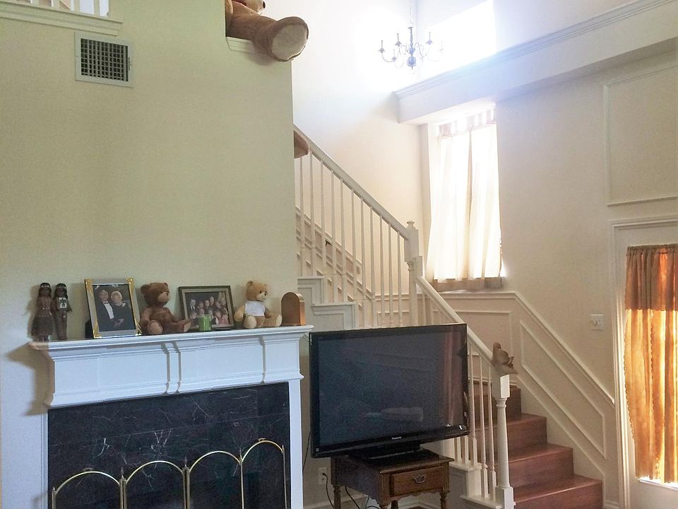 1st image of 4113 Elmhill Dr