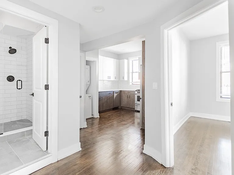 2957-N2 (Two Bedroom)