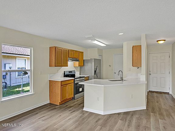 2nd image of 120 BRAYS ISLAND Lane
