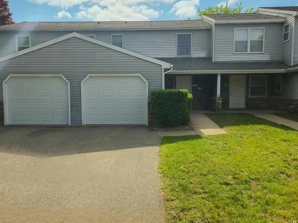1403 8th Street, Reedsburg, WI 53959