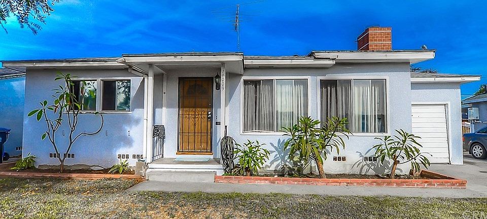 1st image of 11009 Balfour St