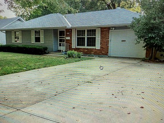 2nd image of 3824 S Haden Dr