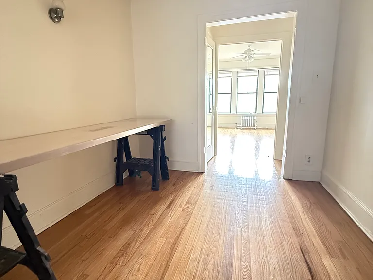 2321 N Spaulding Ave #2B — Photo 3