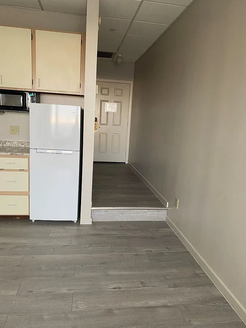 431 S 7th St — Photo 4