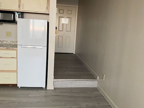4th image of 431 S 7th St