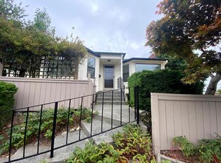 3310 SW 104th St, Seattle, WA 98146