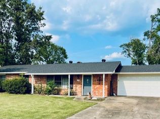 1409 Diane Dr, Sulphur, LA 70663