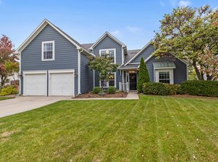 8311 Glen Highlands Dr, Indianapolis, IN