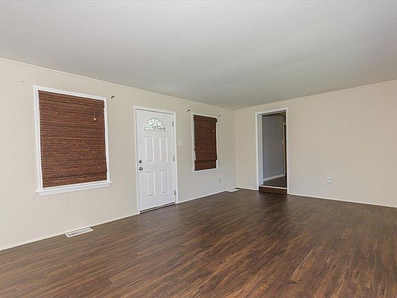5th image of 8903 Harold Dr